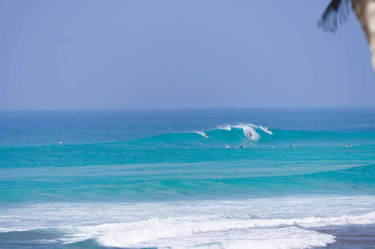 Mermaid Beach Аханґама Екстер'єр фото